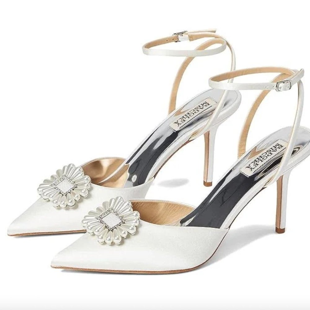 Badgley Mischka Ivory Nicky Heels US10
